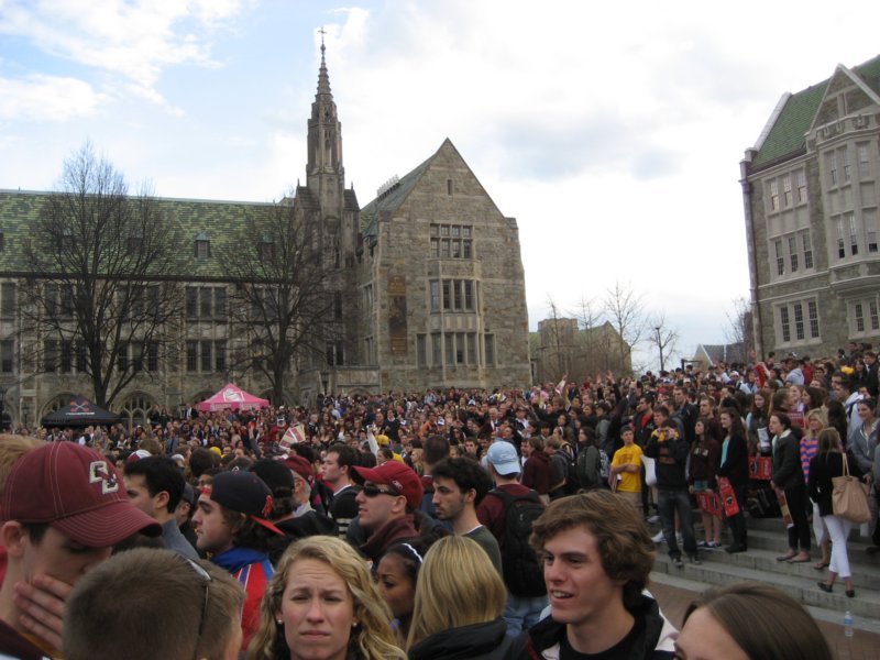 goodcrowd.jpg