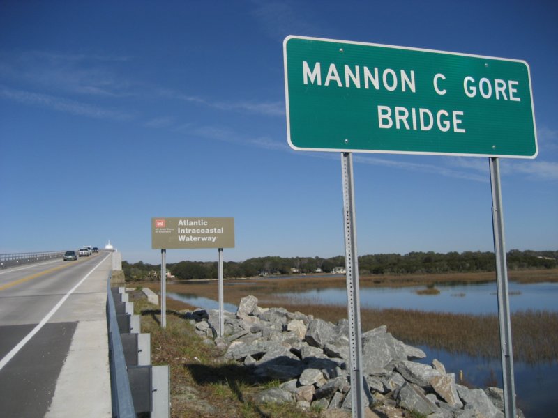 bridgesignage.jpg