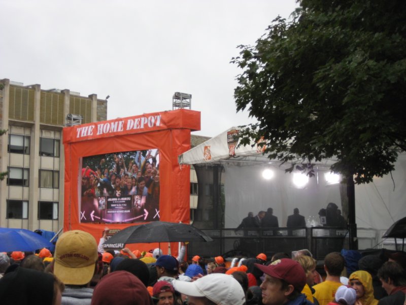 goodcrowd2.jpg