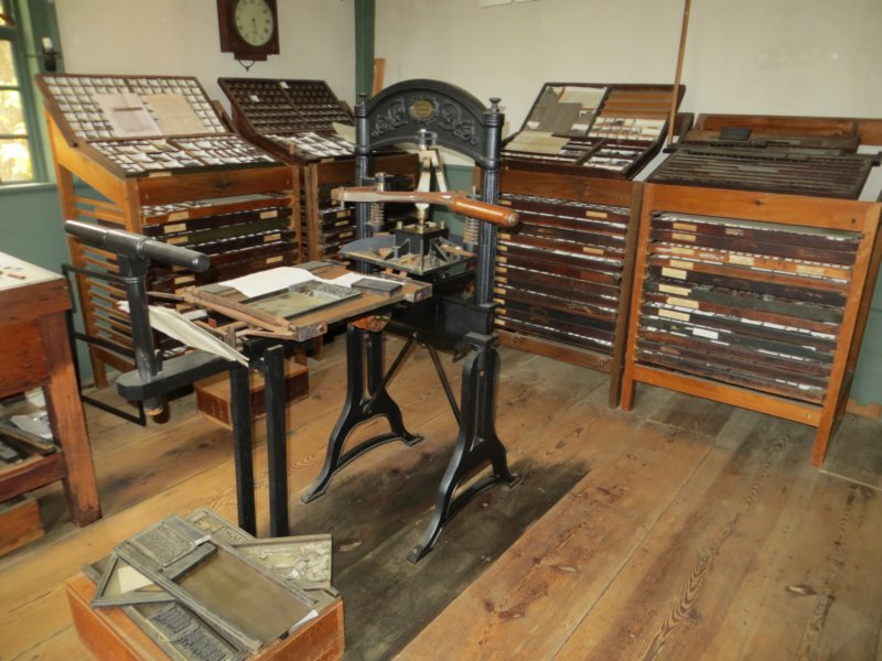 printingpress.jpg