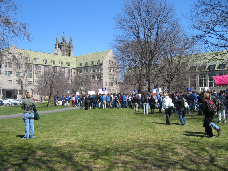 marchoncampus.jpg