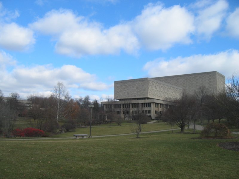iulibrary.jpg