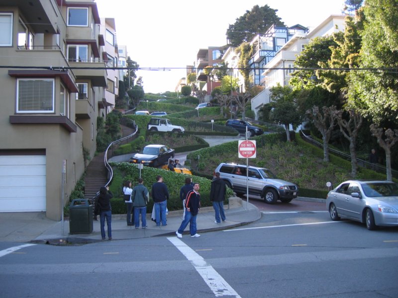 lombardst.jpg