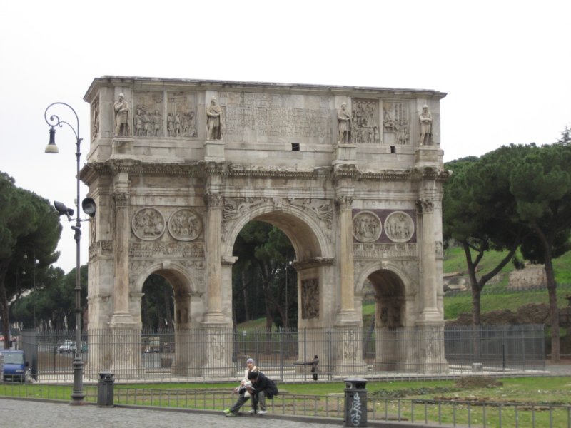 constantinearch.jpg